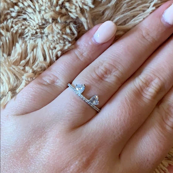 Ring - Picture 2 of 4